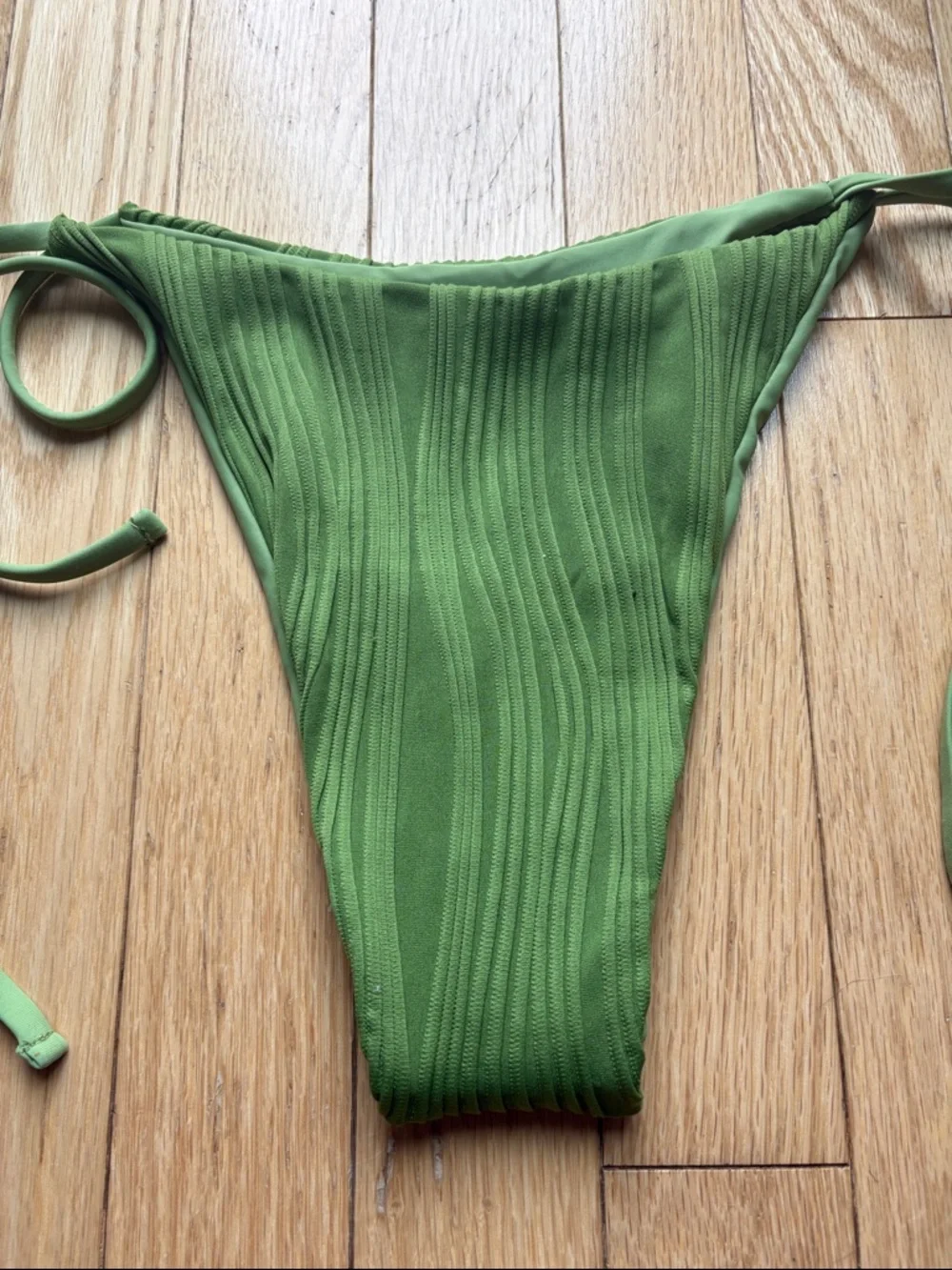 Zaful bikini Ribbed Underwire Set tie bottoms adjustable straps green